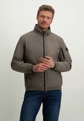 OUTERWEAR-jas-met-rits