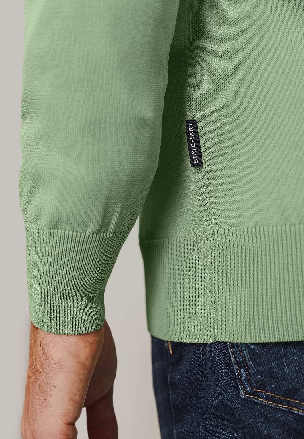 V-hals-trui-van-een-viscose-mix