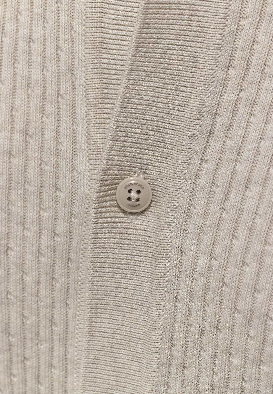 Cardigan-polo-ATELIER-avec-fermeture-boutonnée