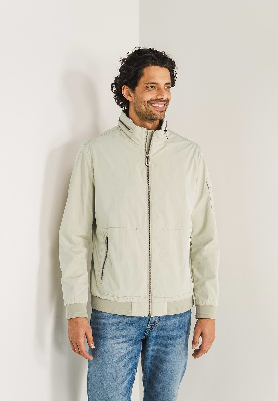 OUTERWEAR-korte-jas