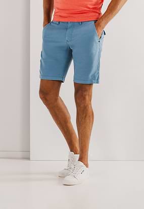 Carpenter-short-met-visgraatdetails