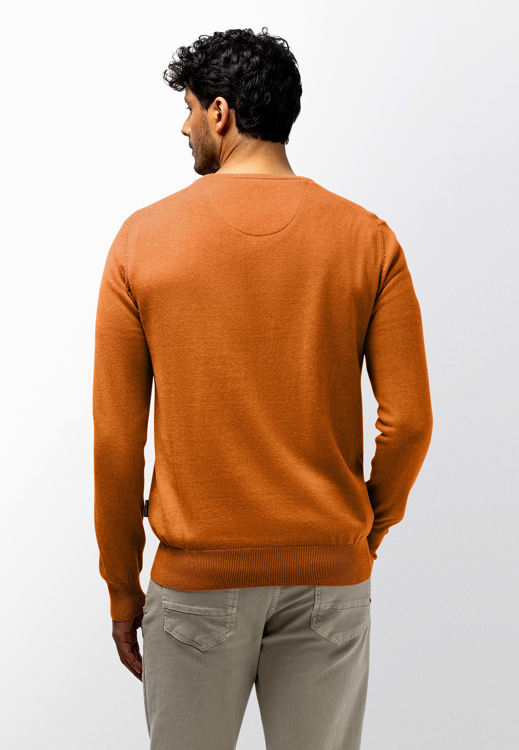 Fijngebreide-V-hals-trui