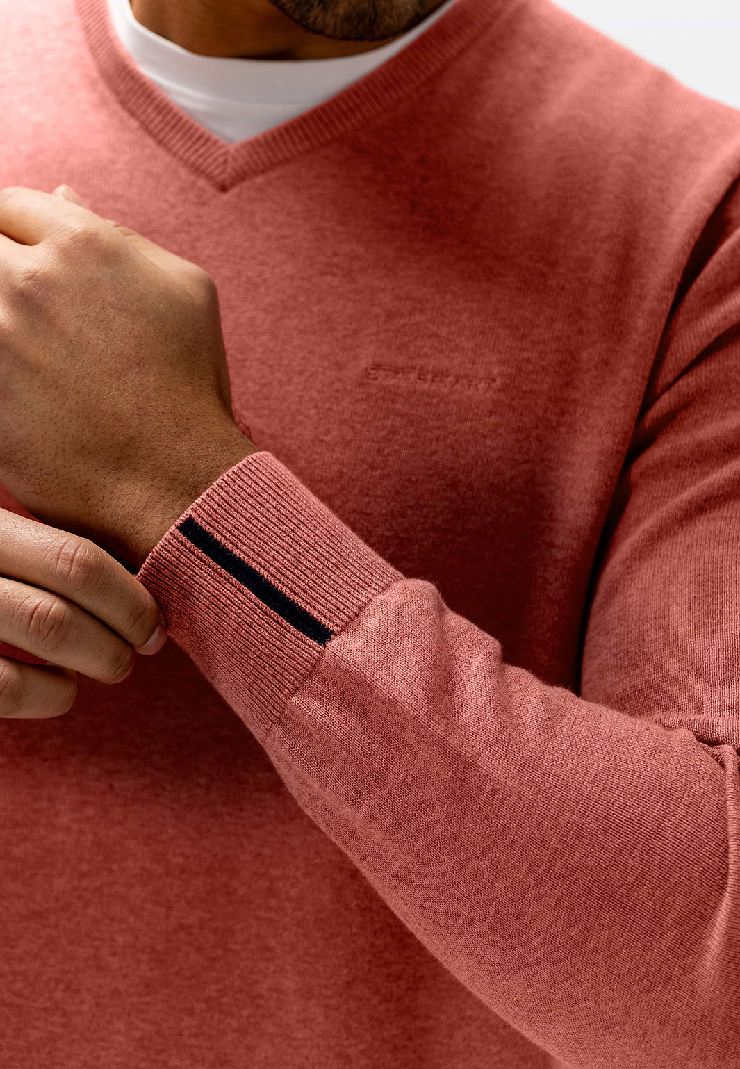 Fijngebreide-V-hals-trui