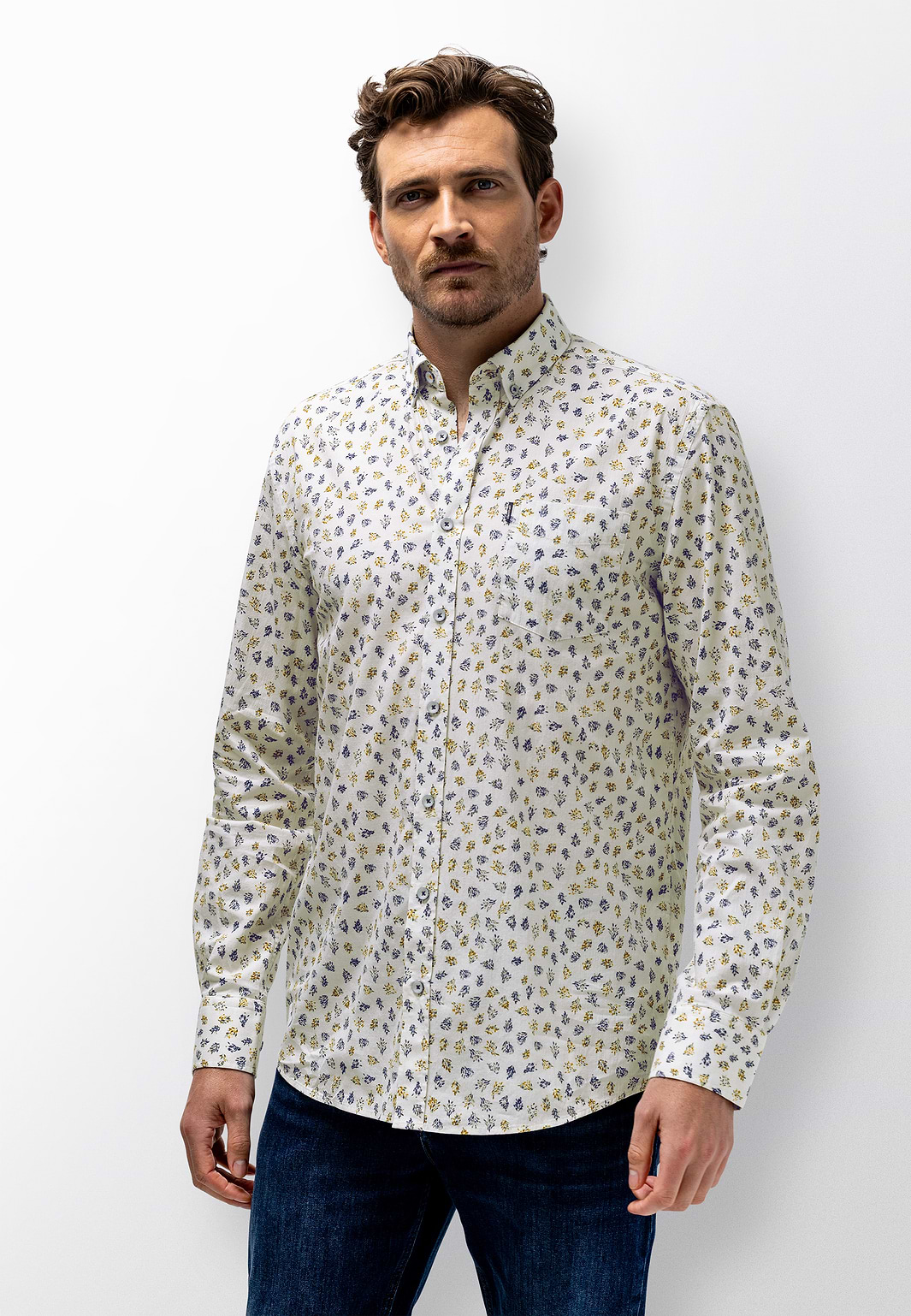 Poplin-overhemd-met-kleurrijke-all-over-print