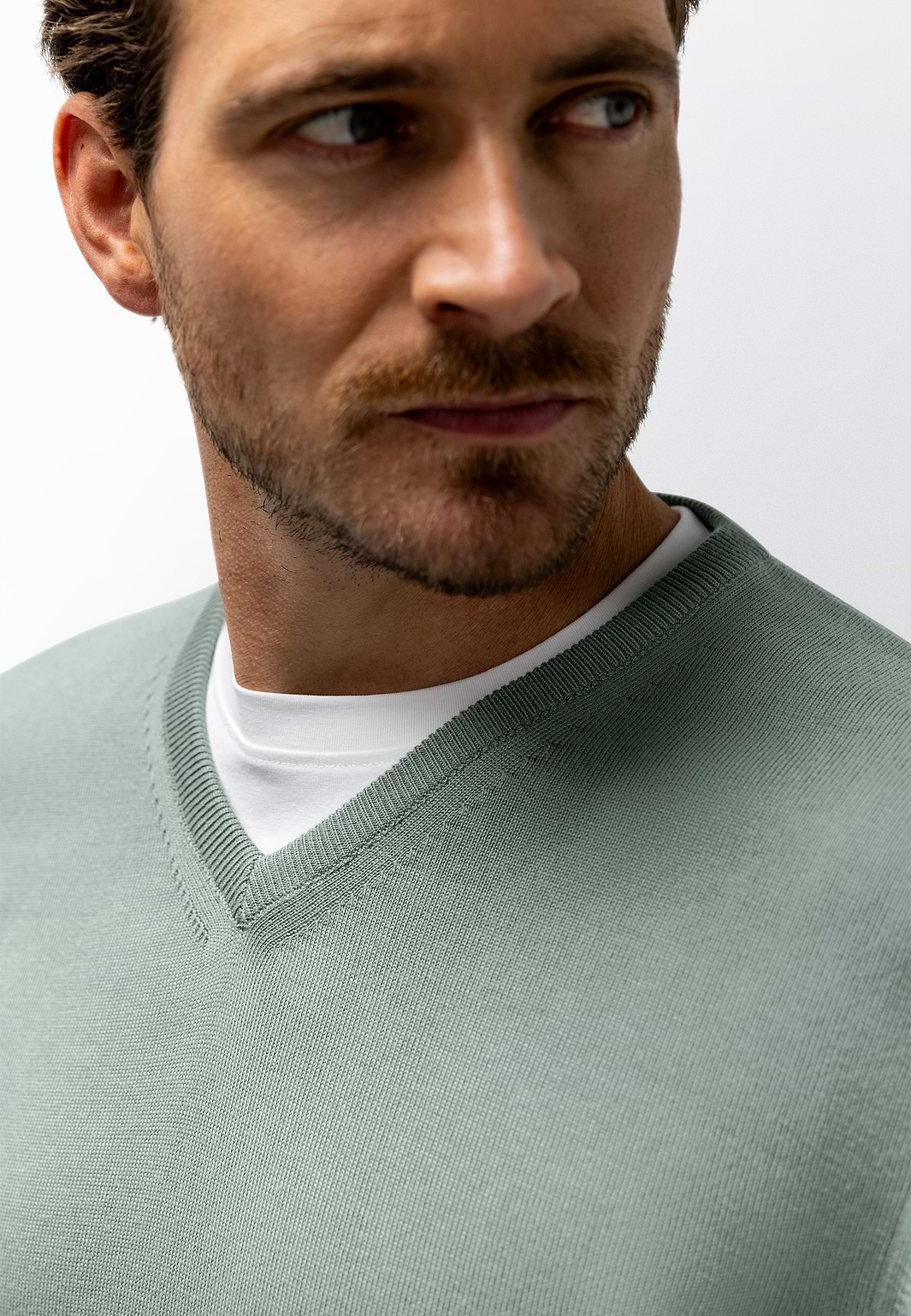 Fijngebreide-trui-van-katoen-modal