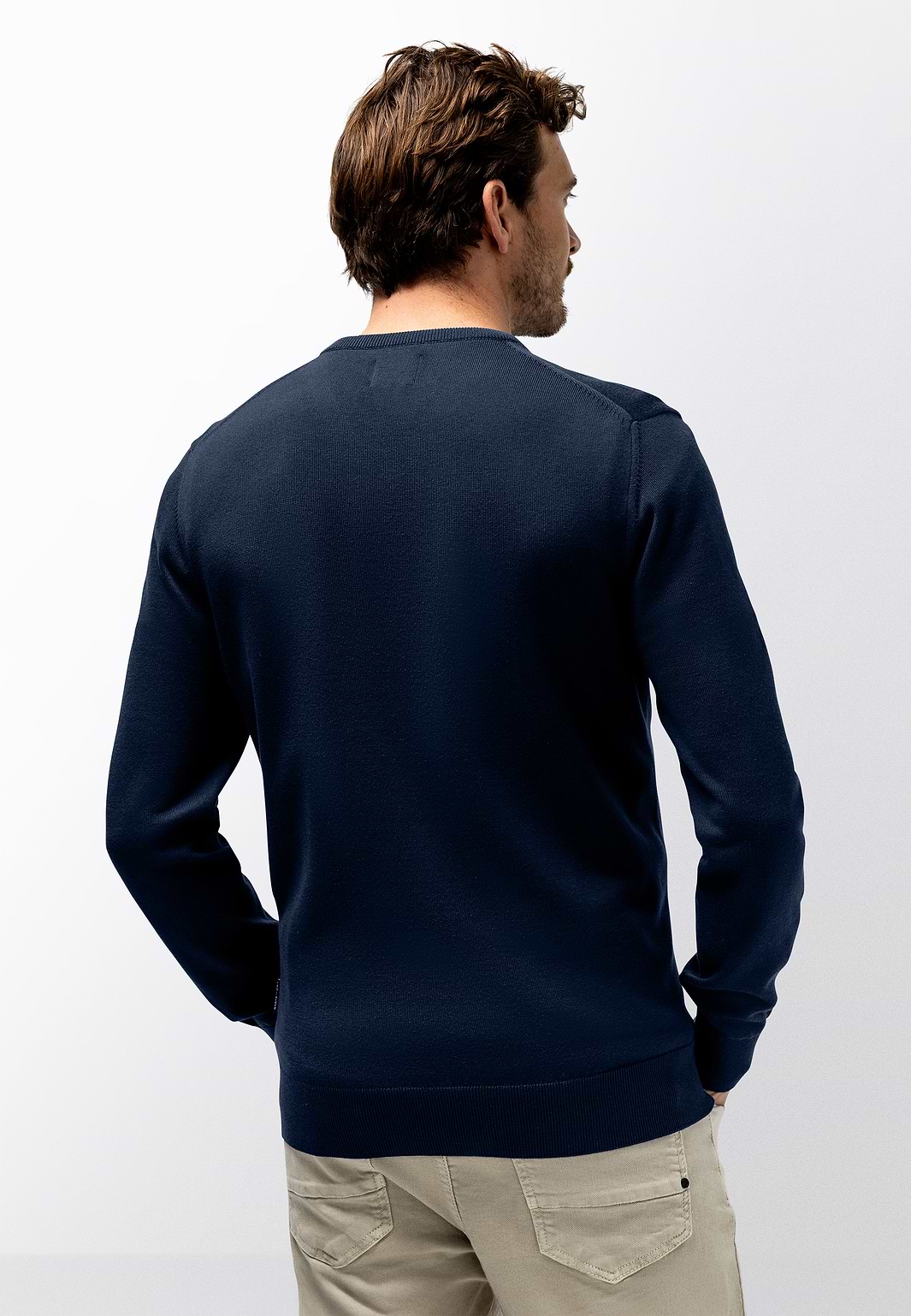 Fijngebreide-trui-van-katoen-modal