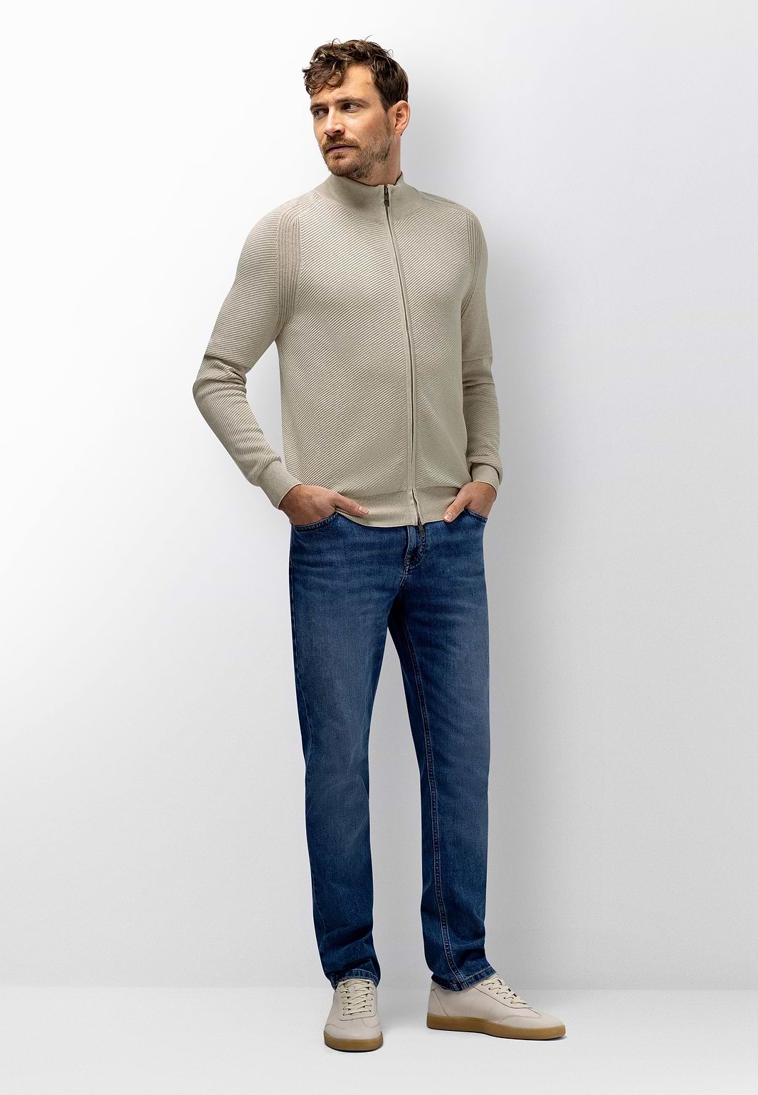 Gemêleerd-vest-met-structuurdessin