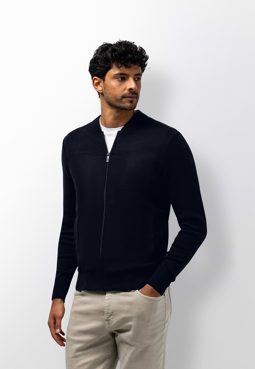 Bombervest-met-suèdelook