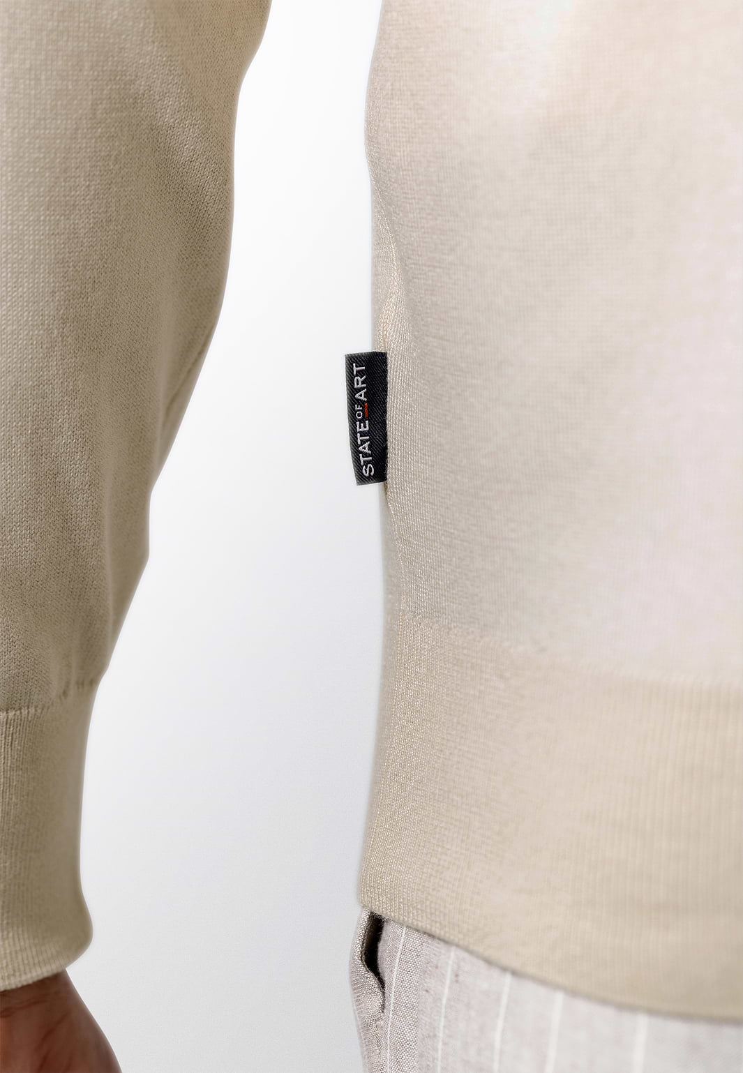 Fijngebreide-V-hals-trui