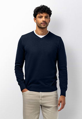 Fijngebreide-V-hals-trui