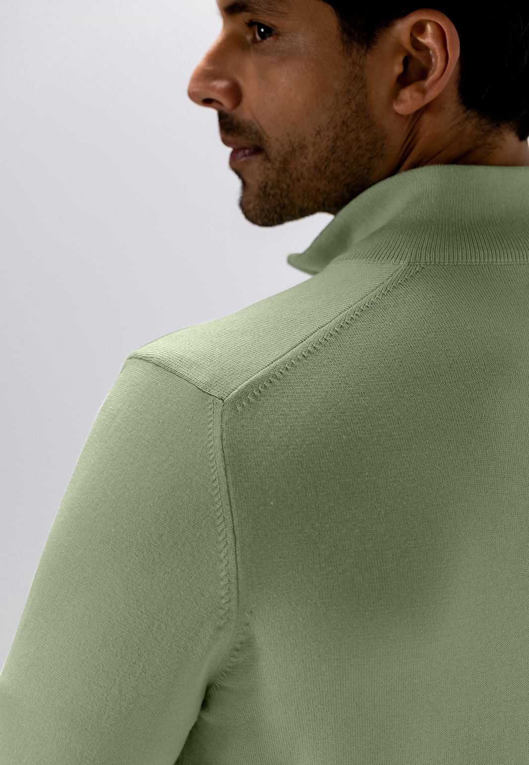 Fijngebreide-trui-met-halve-rits