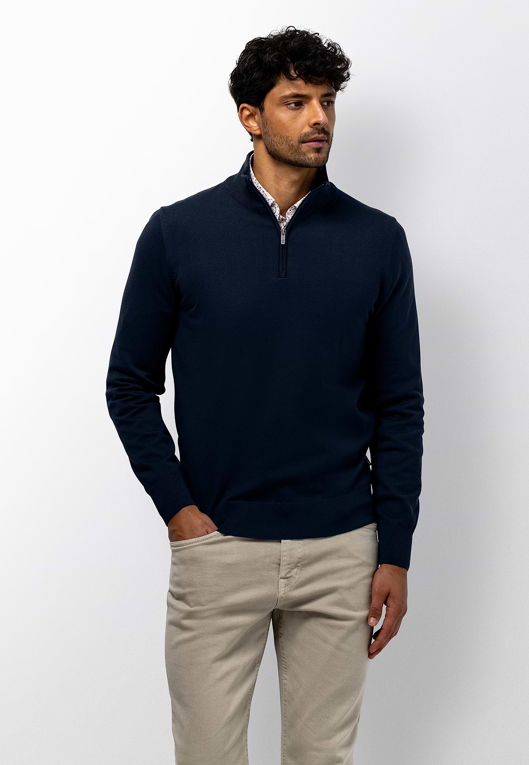 Fijngebreide-trui-met-halve-rits