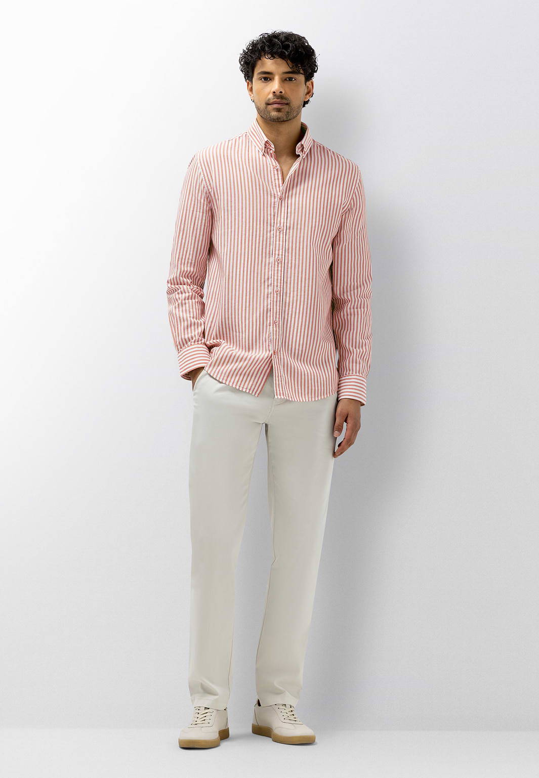 Gestreept-overhemd-van-biologisch-katoen