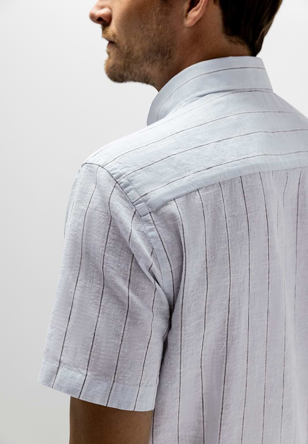 Gestreept-linnen-katoen-overhemd