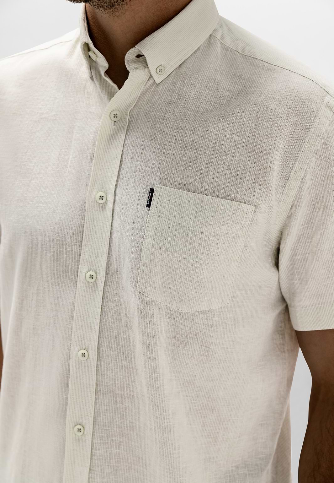 Overhemd-met-korte-mouwen-en-streep