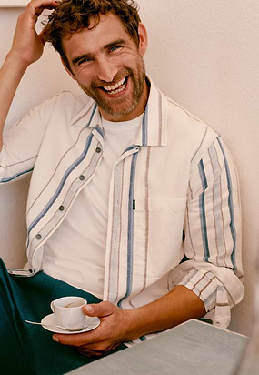 Overhemd-met-verticaal-streepdessin