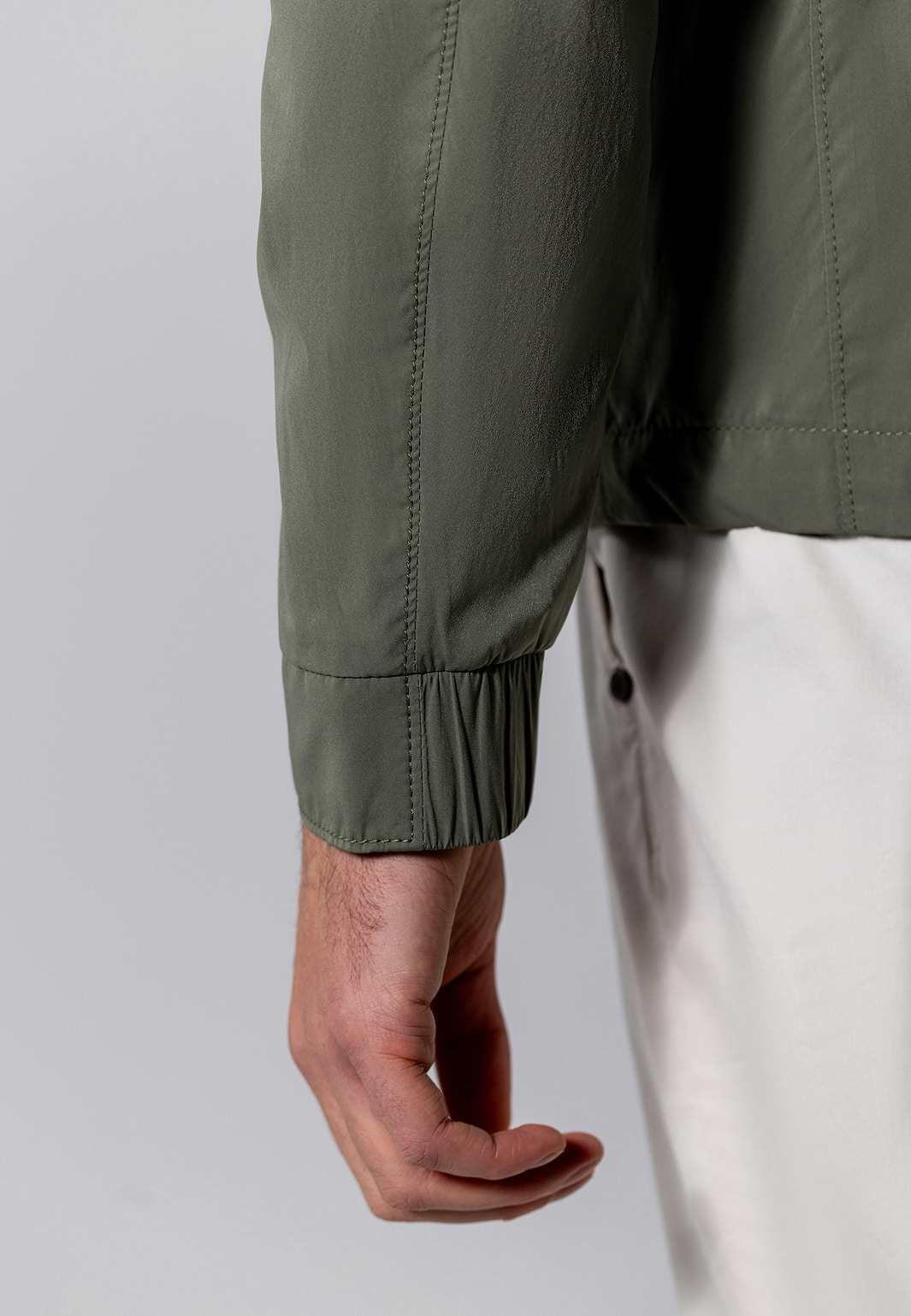 Lichtgewicht-jas-met-steekzakken