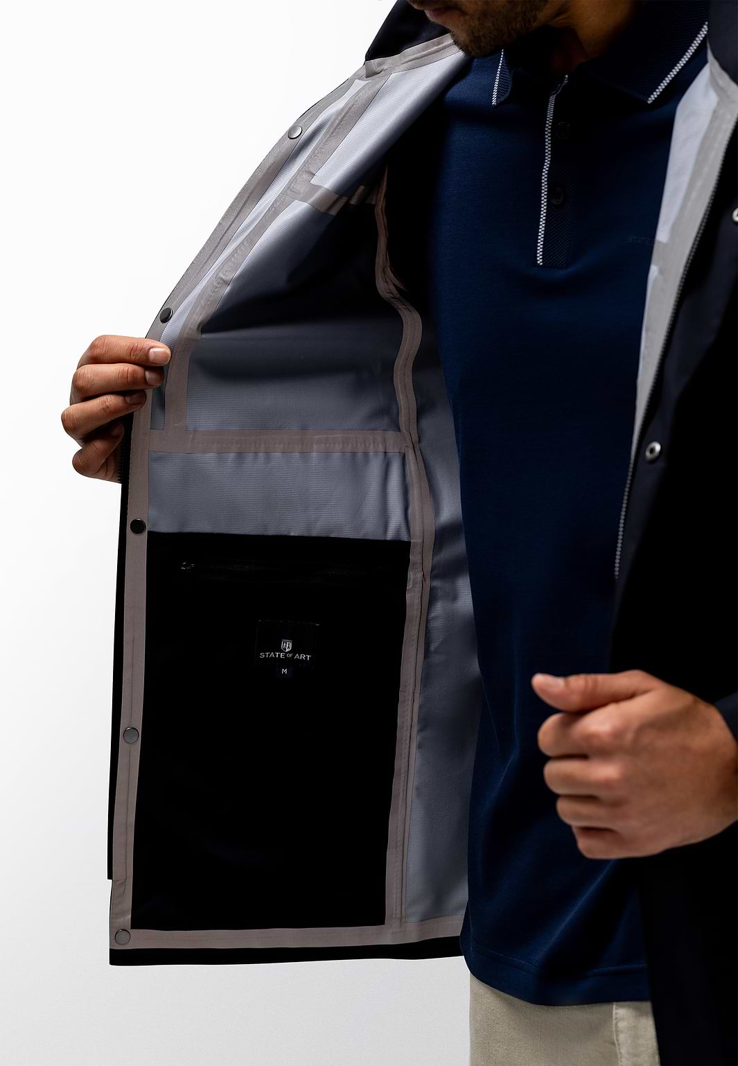 Parka-met-capuchon-en-ritszakken