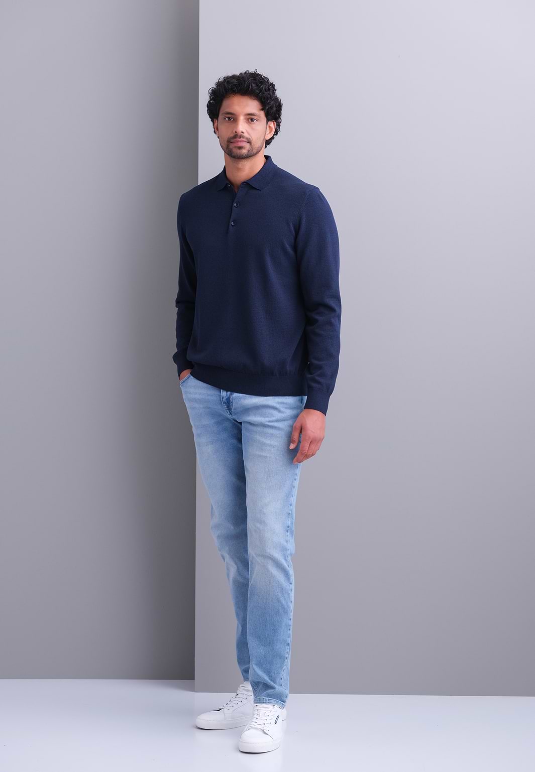 Gebreide-polo-van-een-katoenmix