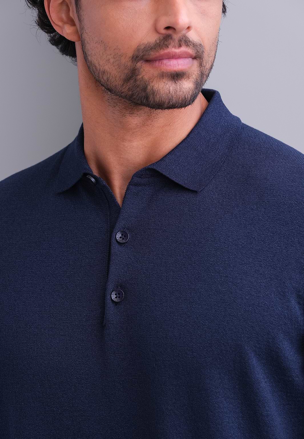 Gebreide-polo-van-een-katoenmix