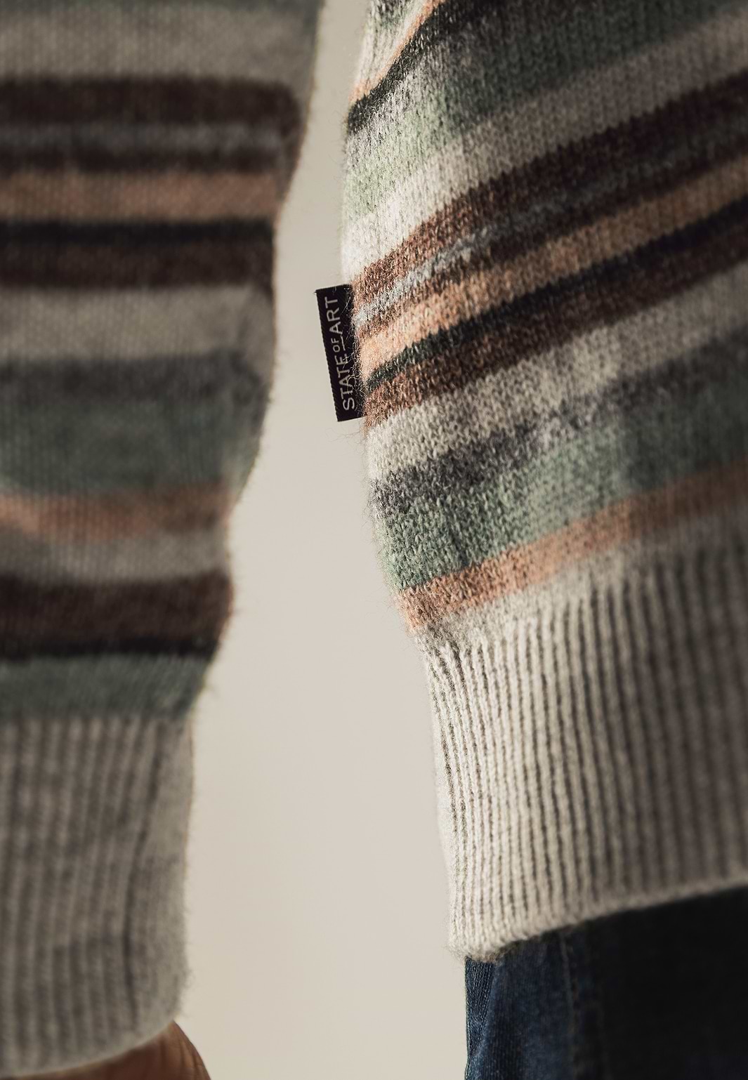 Pull-rayé-en-mélange-d'acrylique