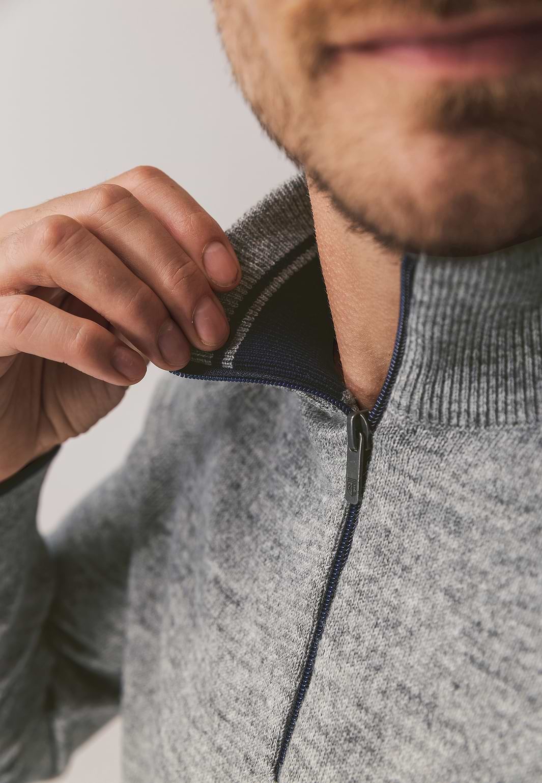 Pull-avec-manches-raglan