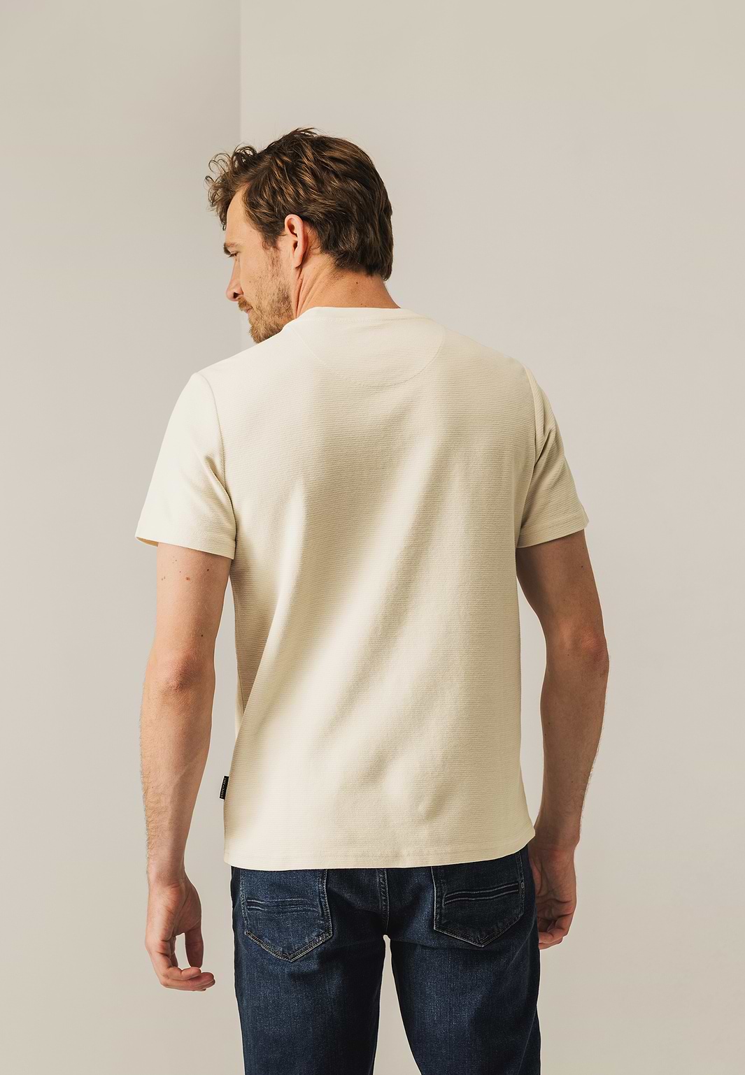 Ronde-hals-T-shirt-met-structuurpatroon