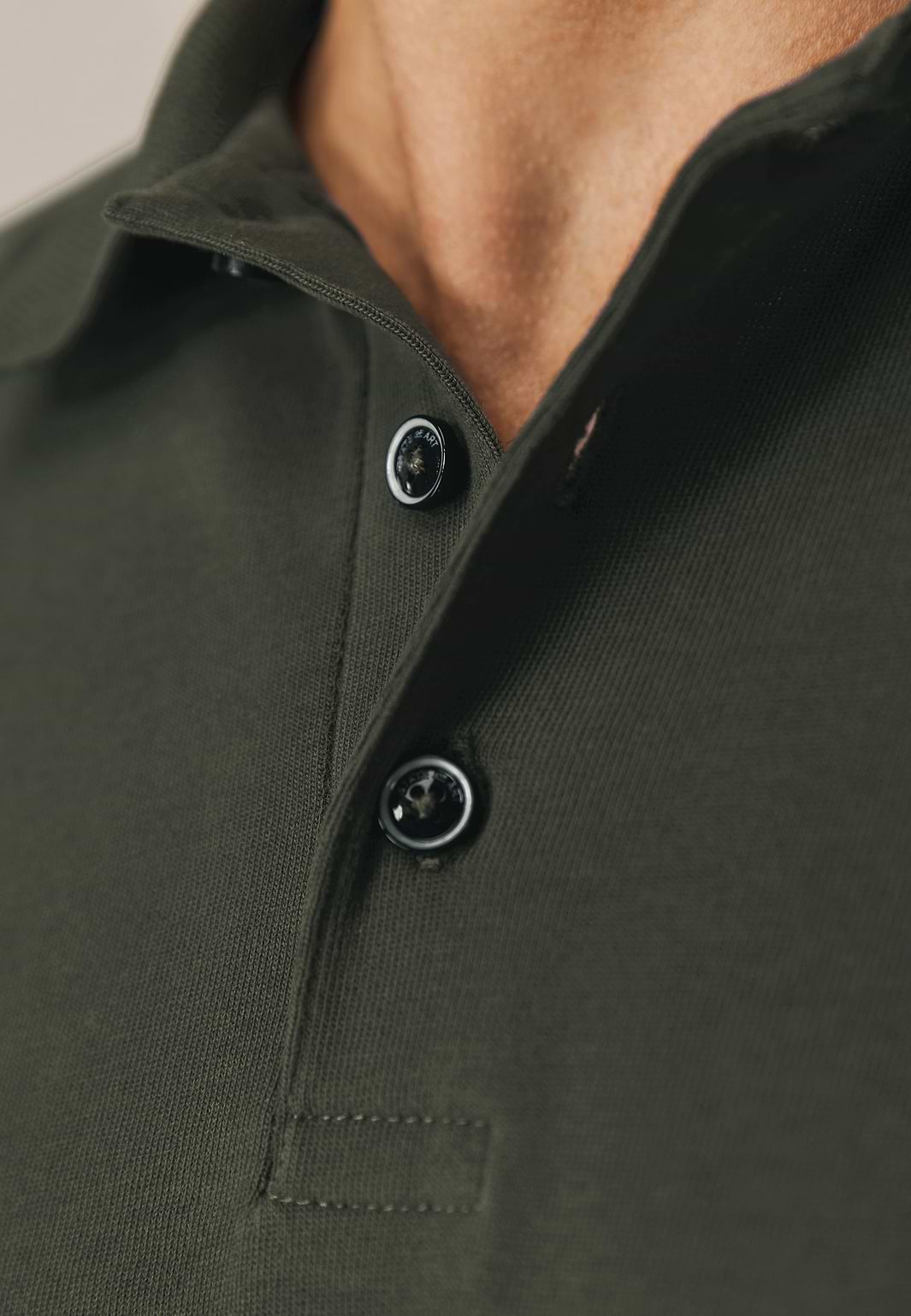 Polo-met-structuurgebreide-kraag