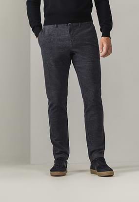 NAVIGATOR-geruite-chino-in-stretchstof