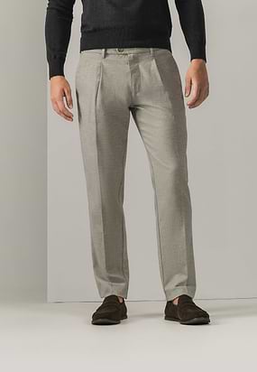 NAVIGATOR-chino-in-stretchstof-met-visgraatmotief