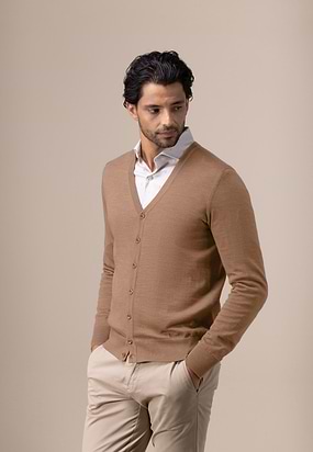 ATELIER-vest-met-V-hals