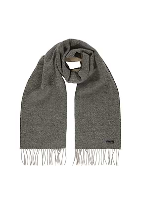 Effen-sjaal-met-lange-franjes