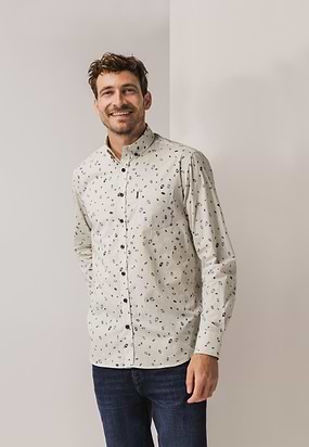 Overhemd-met-fijne-streep-en-all-over-print