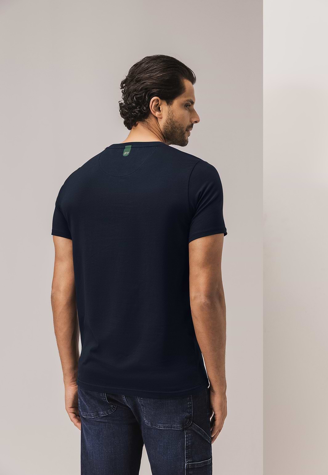 LE-MANS-CLASSIC-T-shirt-met-reliëf-artwork