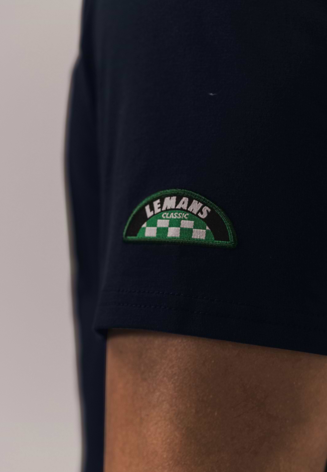 LE-MANS-CLASSIC-T-shirt-met-reliëf-artwork