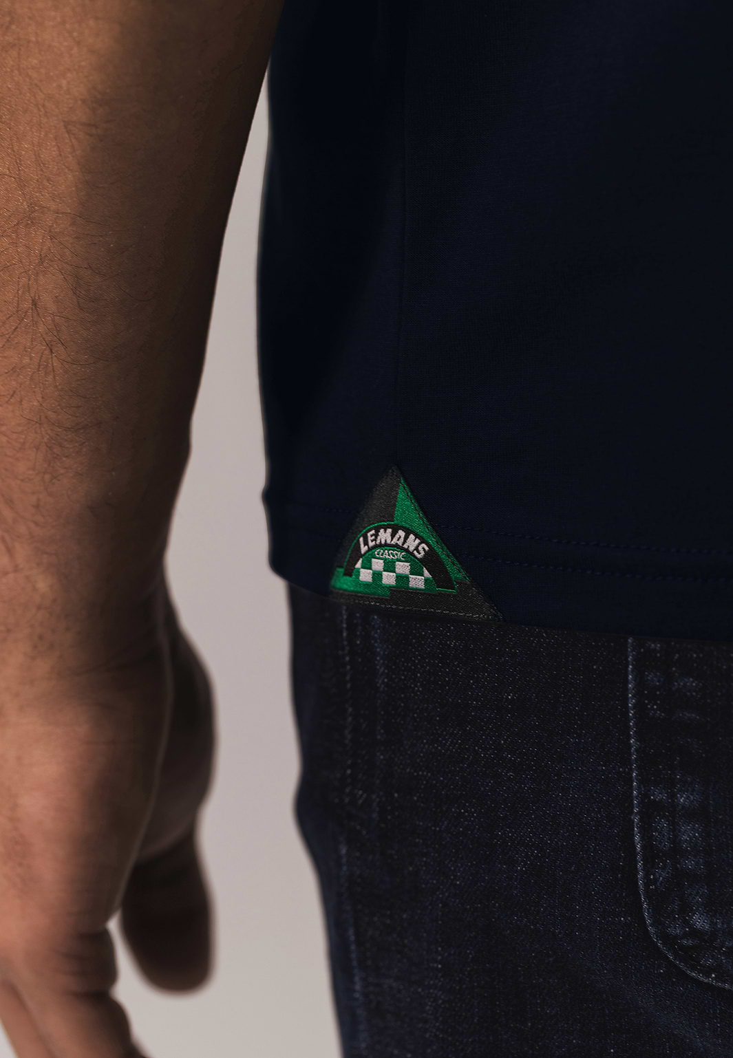 LE-MANS-CLASSIC-T-shirt-met-reliëf-artwork