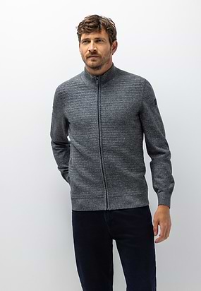 Vest-met-structuurpatroon