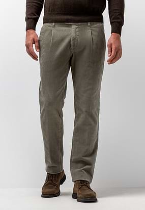 NAVIGATOR-corduroy-chino-in-stretchstof