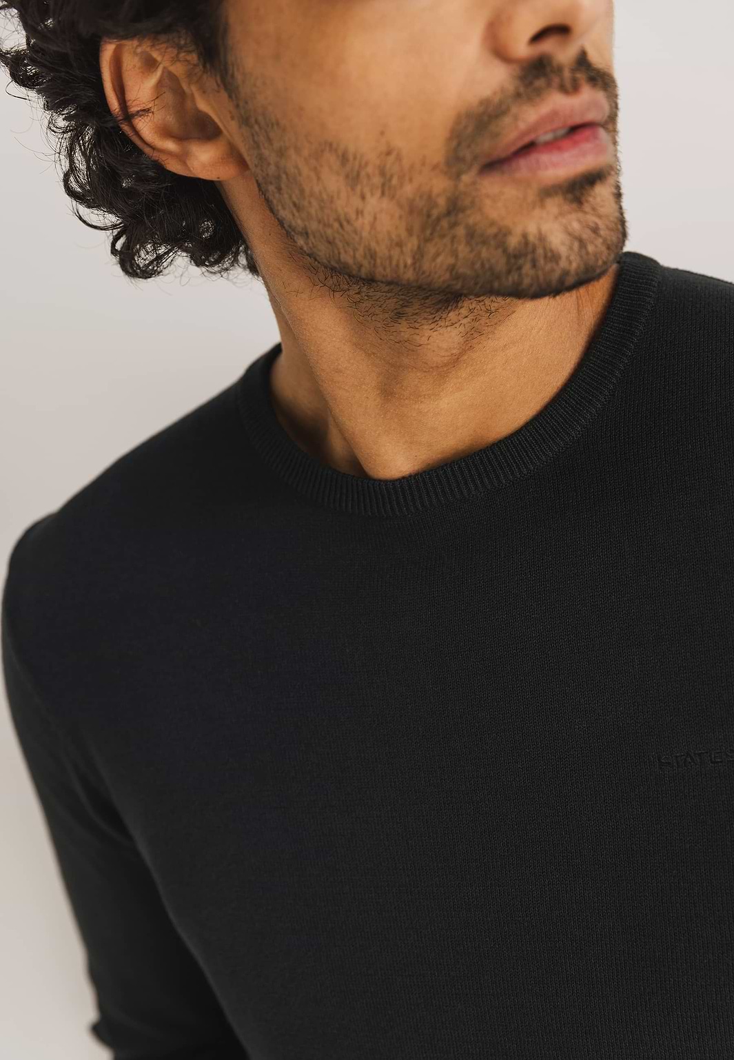 Pull-ESSENTIALS-à-col-rond