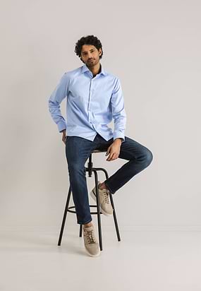 ESSENTIALS-strijkvrij-overhemd