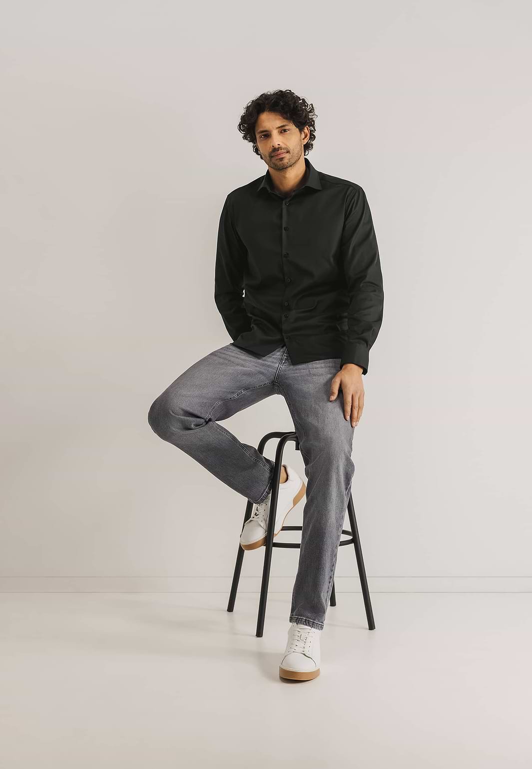 ESSENTIALS-strijkvrij-overhemd