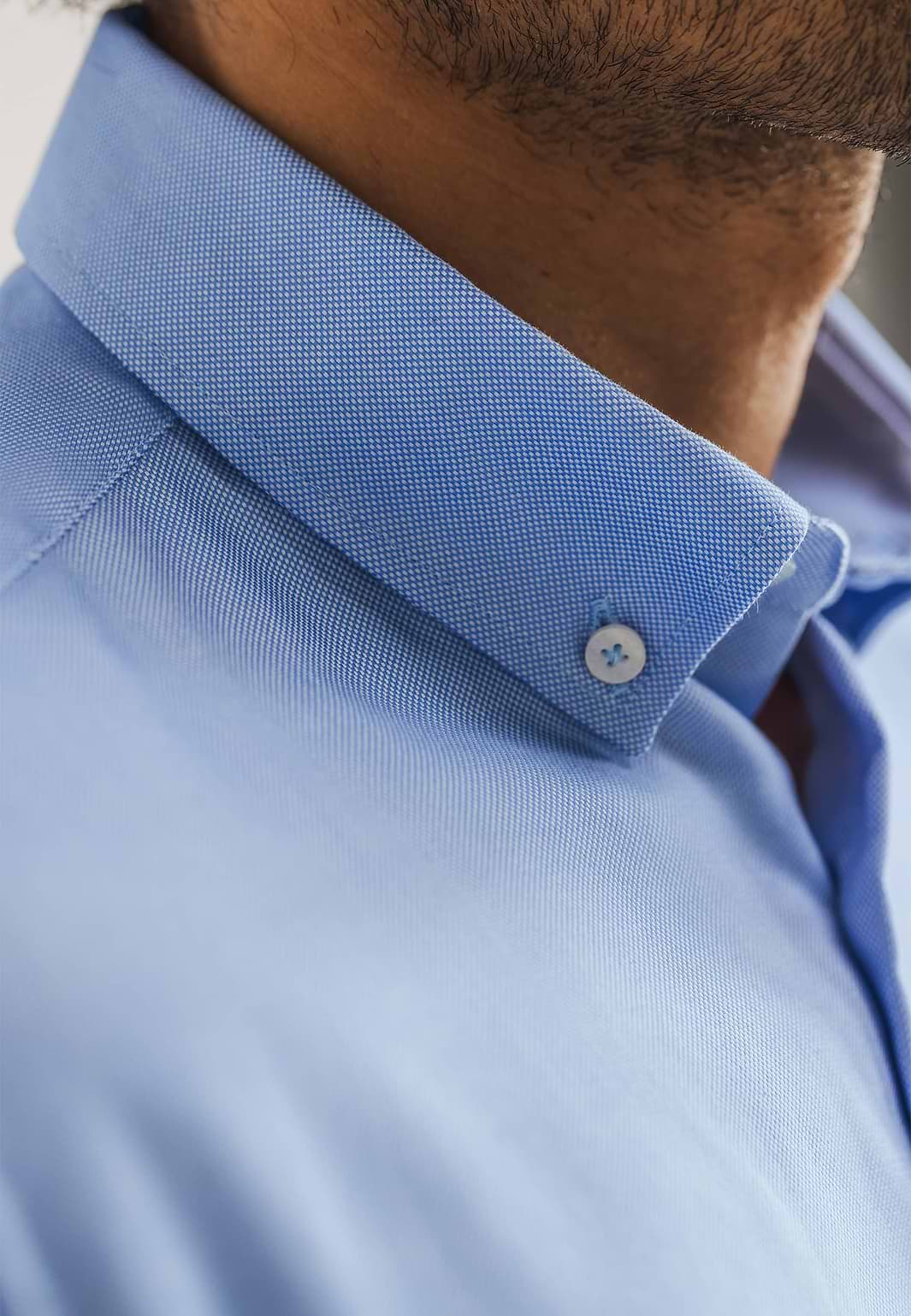 ESSENTIALS-oxford-overhemd