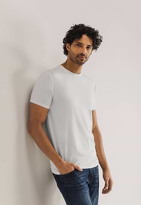 ESSENTIALS-T-shirt-van-biologisch-katoen