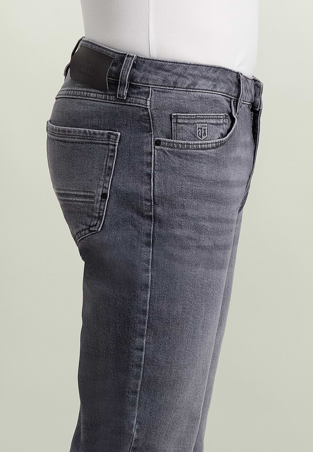 Jean-stretch-DRIVER-á-tapered-fit