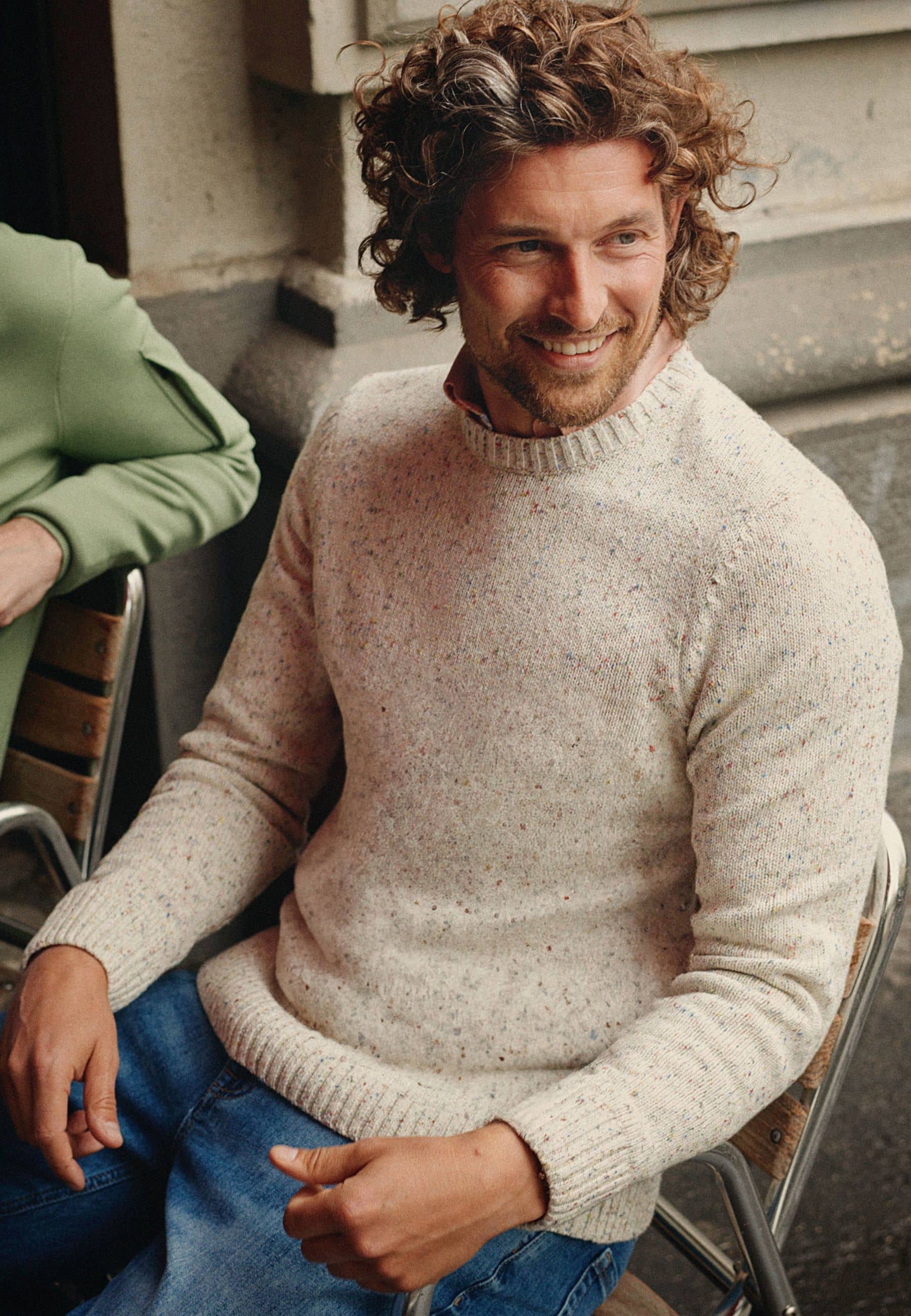 Crew-neck-jumper-with-tweed-yarn