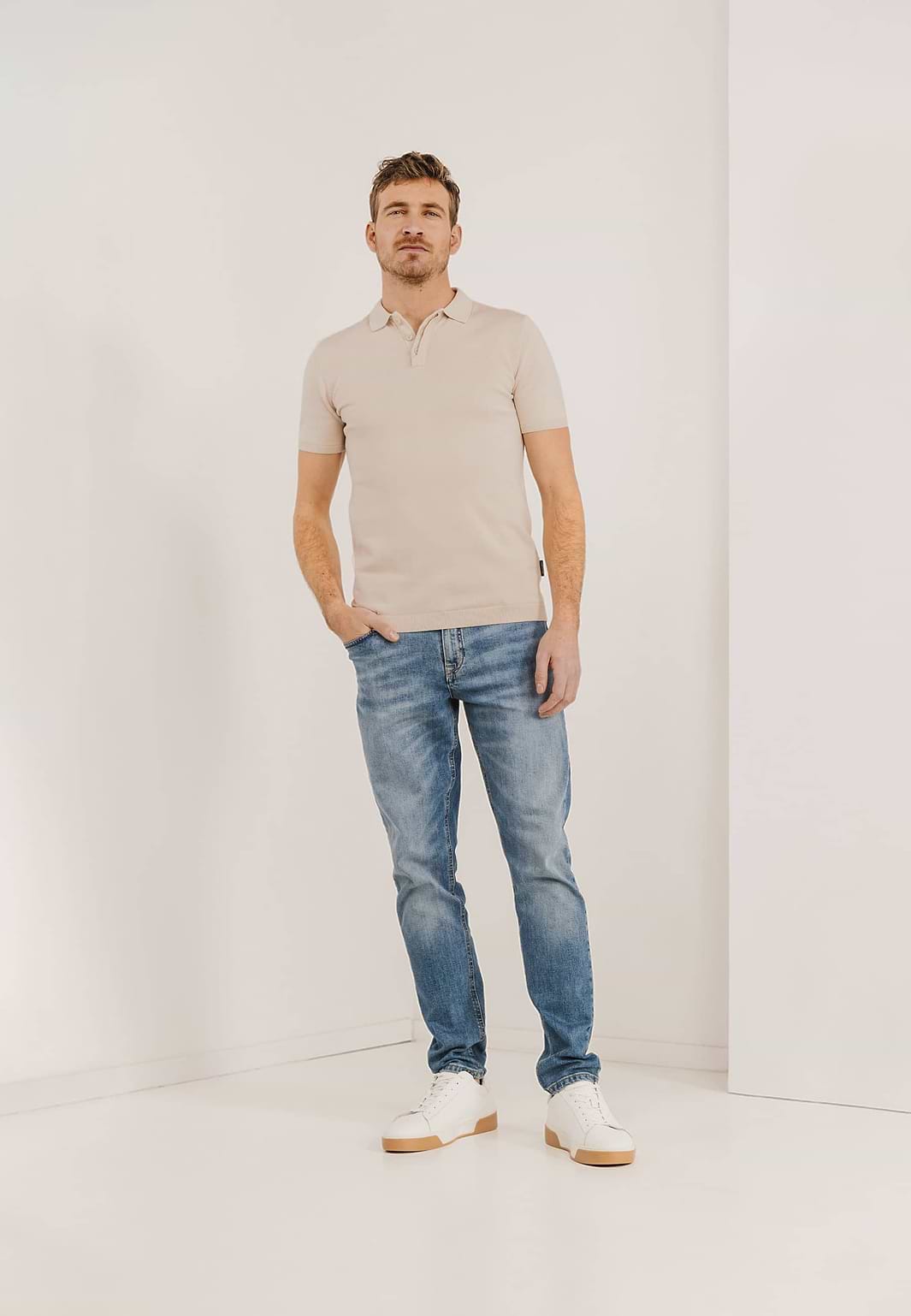 Gebreide-polo-met-korte-mouwen