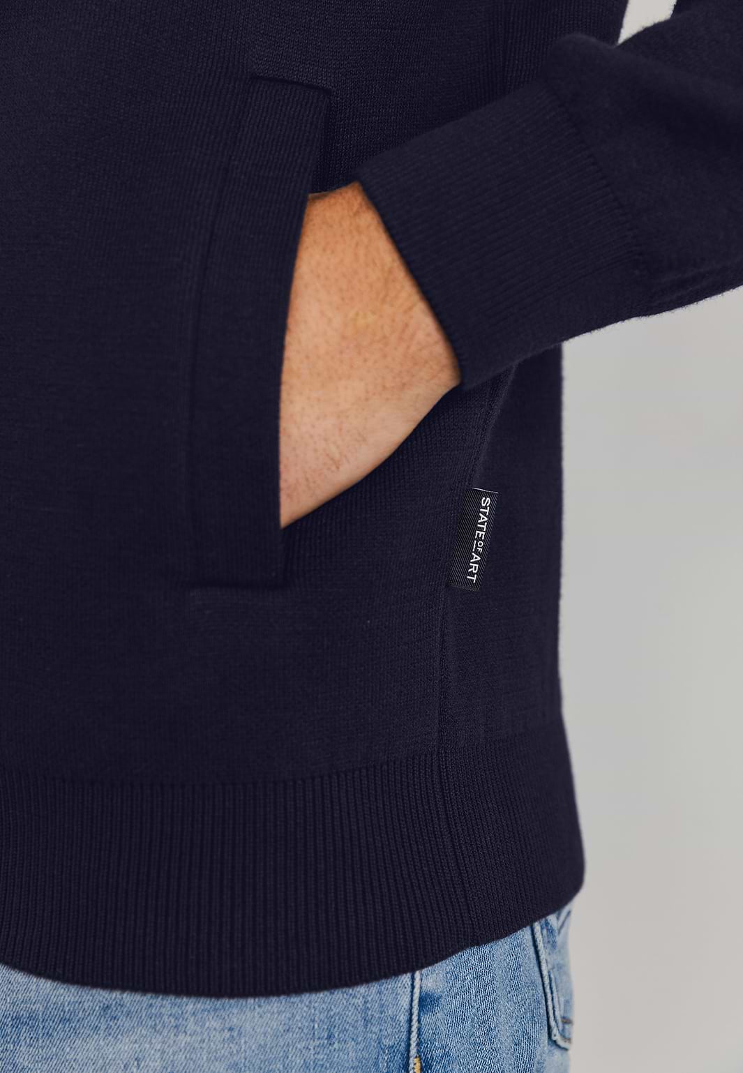Dubbelzijdig-gebreid-vest