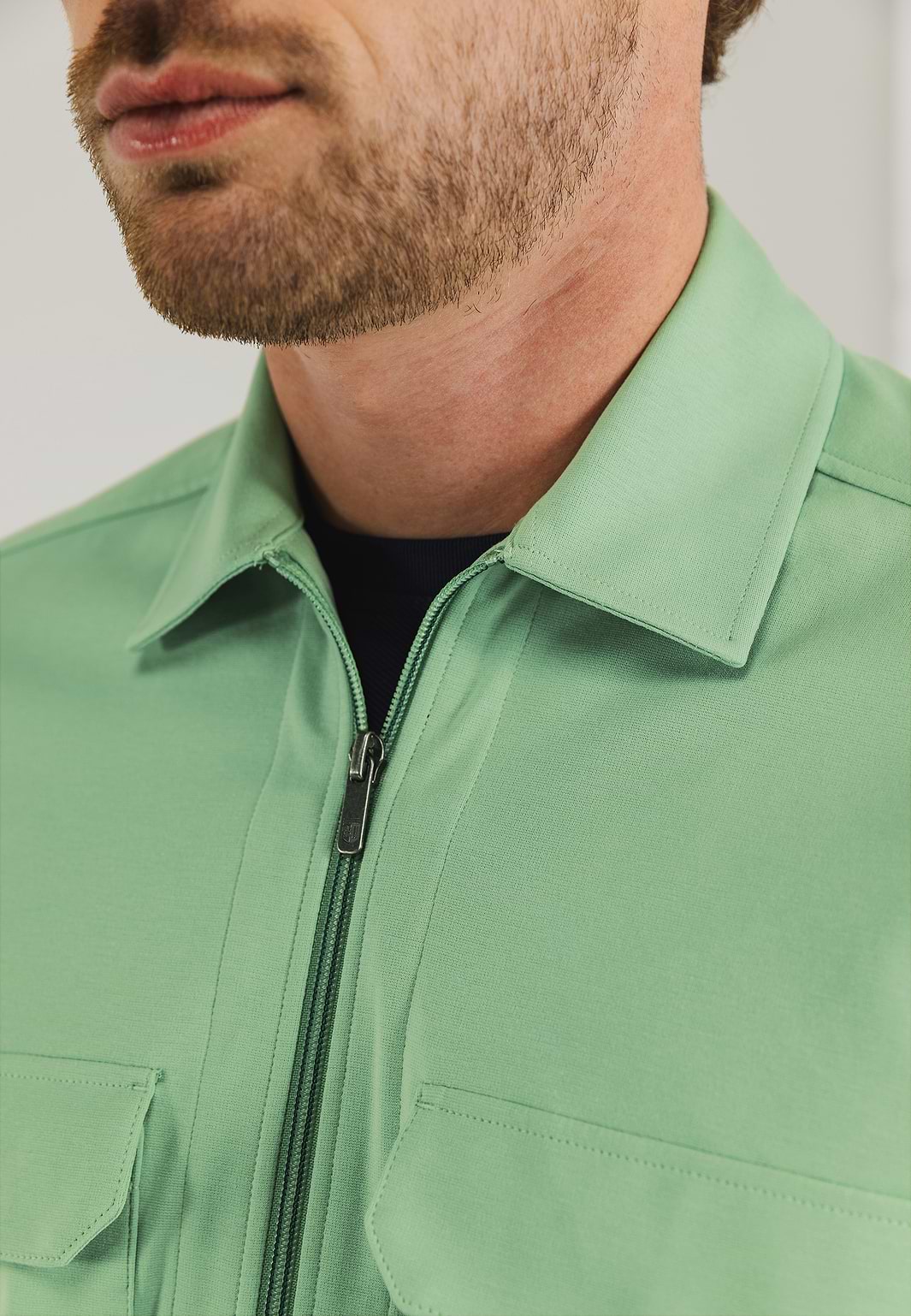Overshirt-mit-Reißverschluss