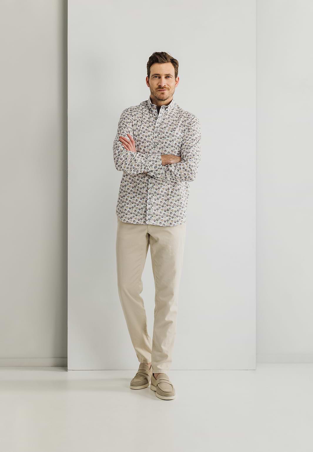 Button-down-overhemd-met-borstzak