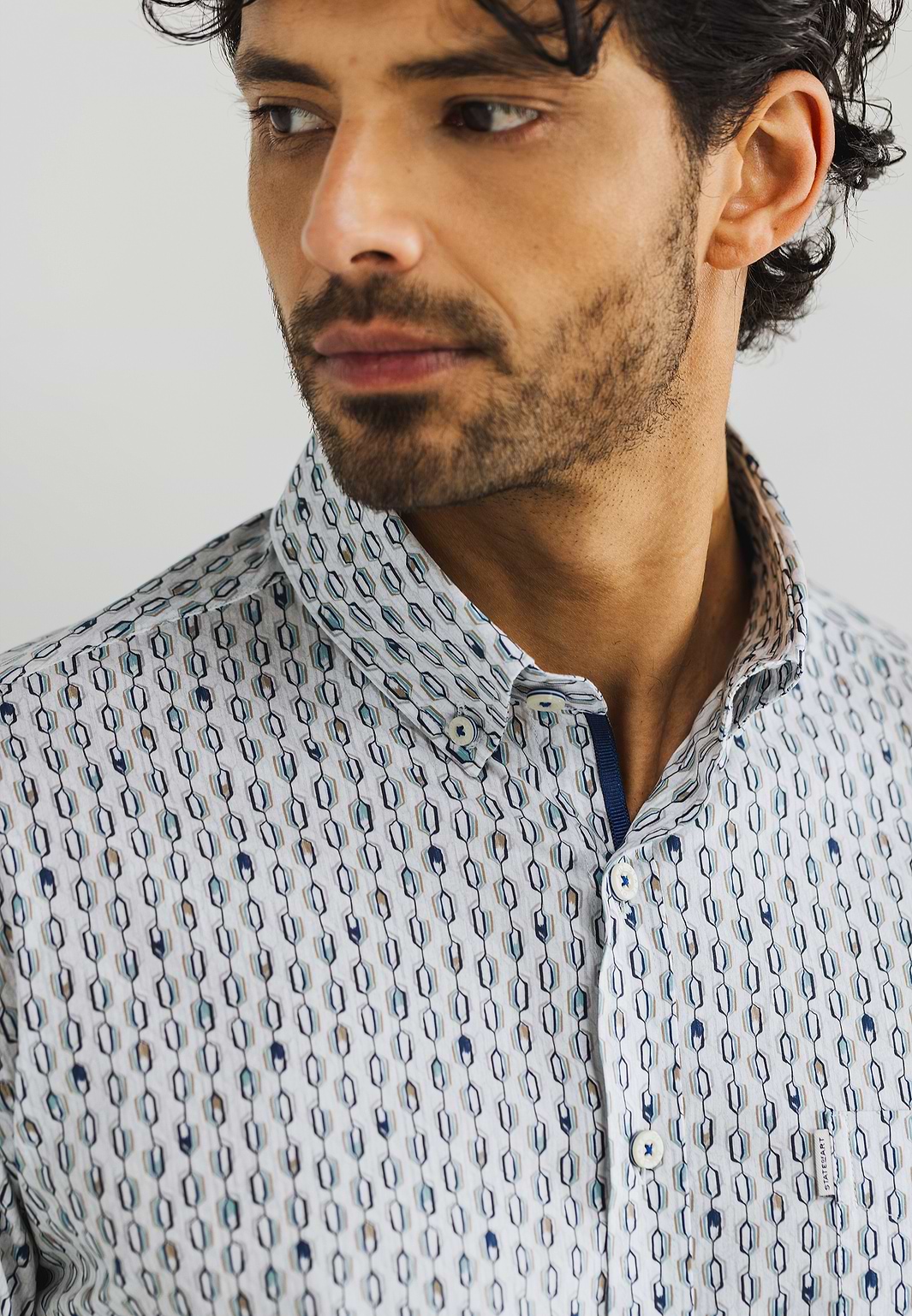 Poplin-overhemd-met-button-down